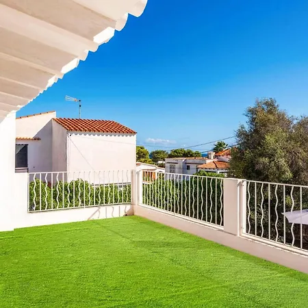 Molly 16 By 蓬塔普里马